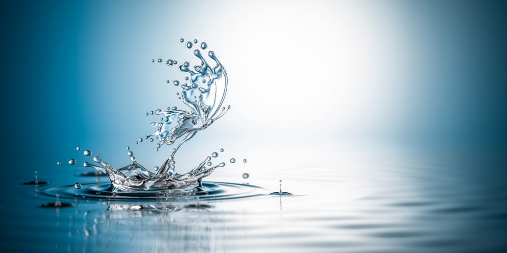 Як перевірити воду зі свердловини: лабораторні аналізи та домашні методи